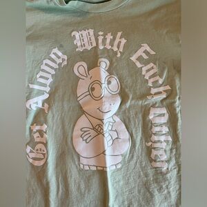 NEW WOMENS GREEN ARTHUR GRAPHIC TEE T-SHIRT SIZE S